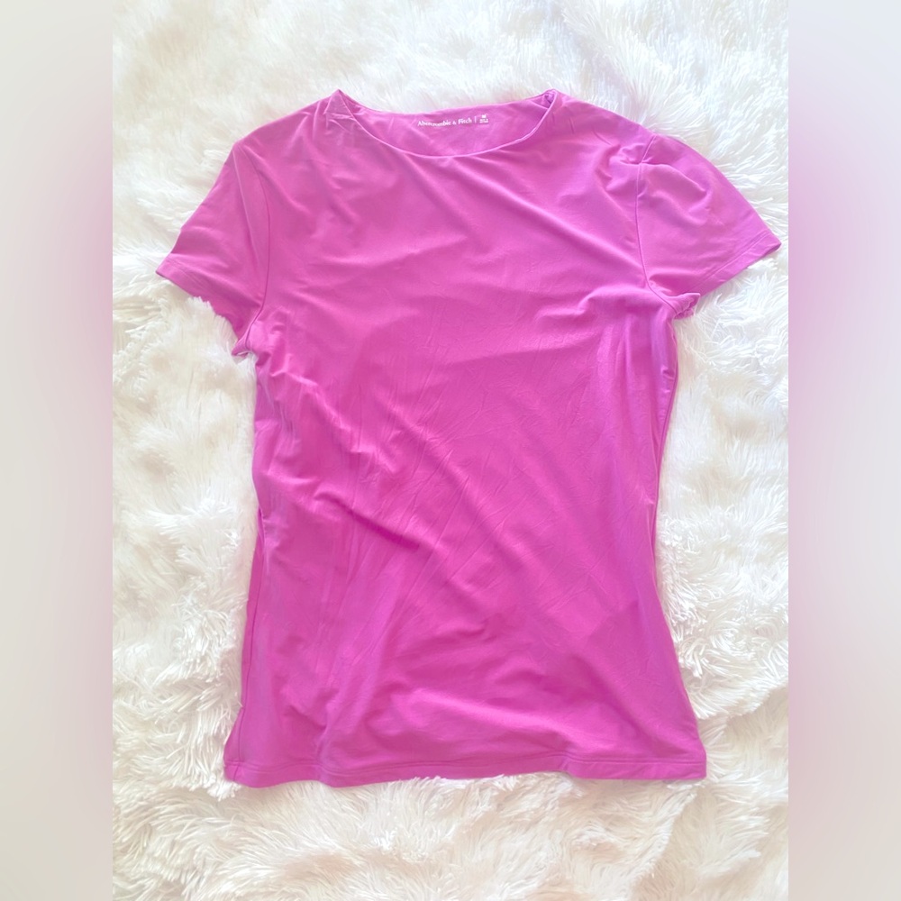 Abercrombie & Fitch Fuchsia Short Sleeve Tee